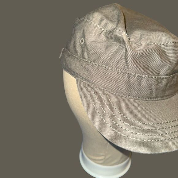 Roots Tan/Army Green Castro Cap Adjustable Military Hat - Picture 3 of 9